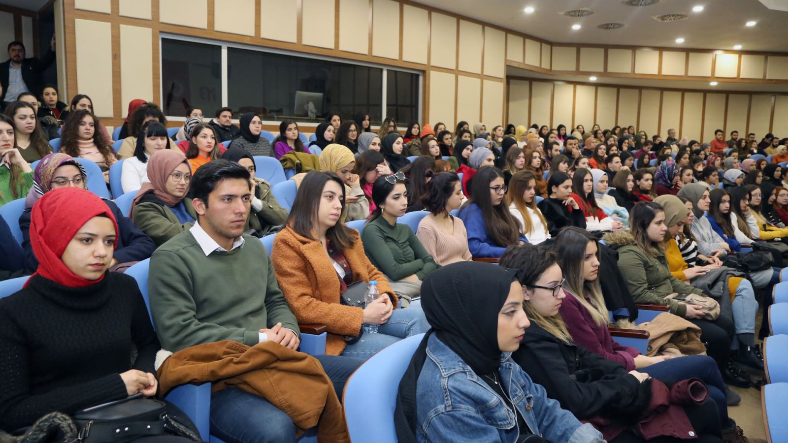 Tüm Dünyanın Gündemi “Göç” SDÜ’de Ele Alındı